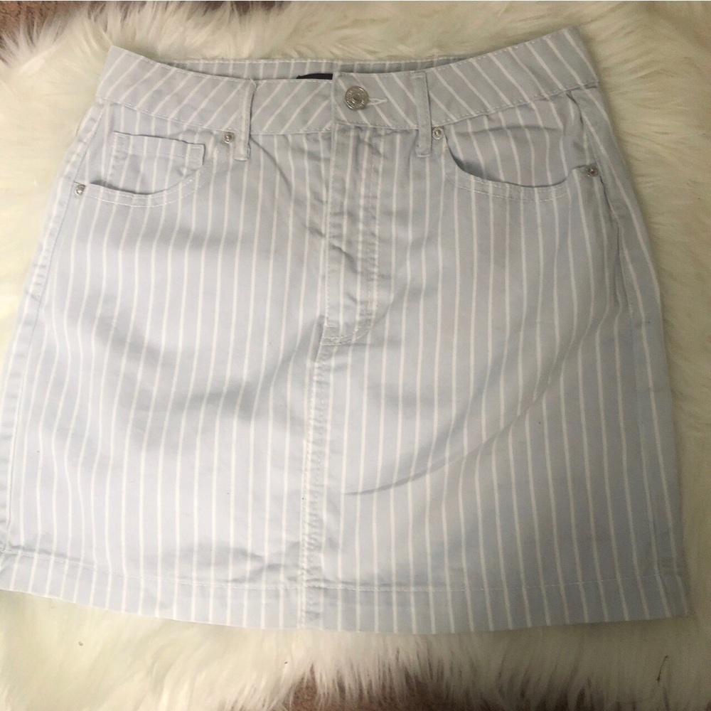 Striped Print Fitted Skirt 🛍